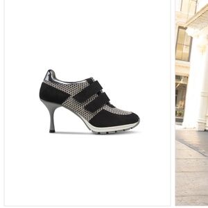 SNEEX - New with Box